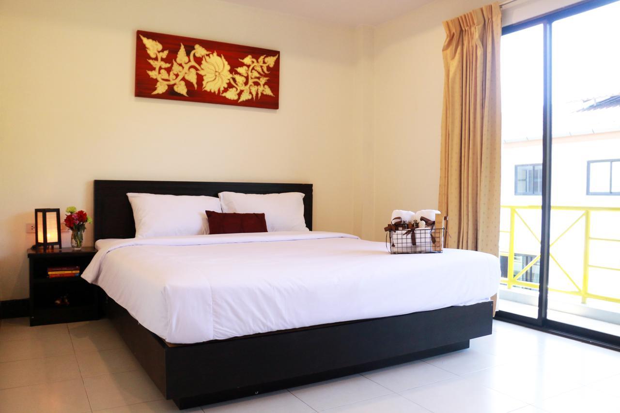 Nirvana Inn Patong Room photo